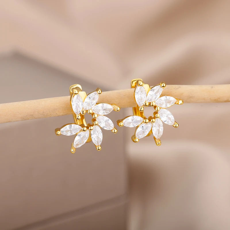 Pendientes colgantes con circonitas de color dorado para mujer