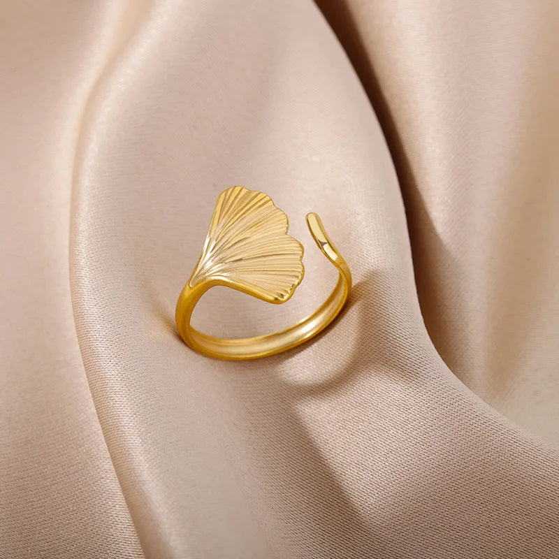 Anillo de hoja de ginkgo biloba de acero inoxidable plateado y dorado