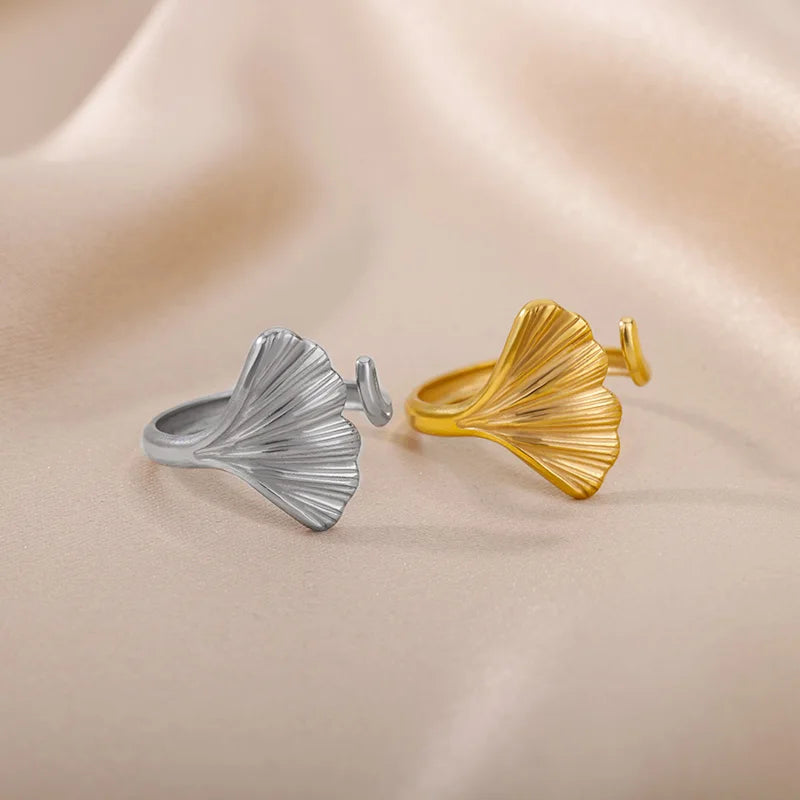 Anillo de hoja de ginkgo biloba de acero inoxidable plateado y dorado