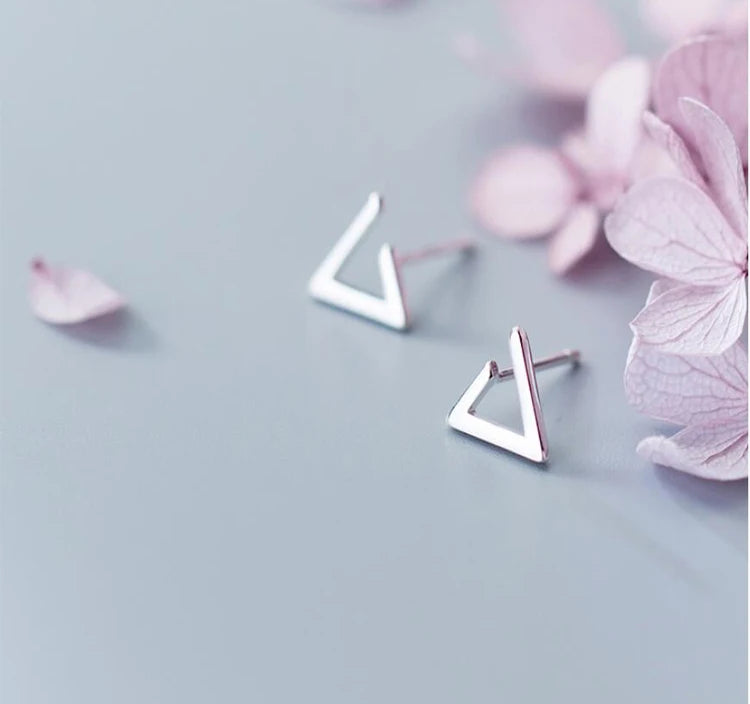 Pendientes triangulares en plata 925