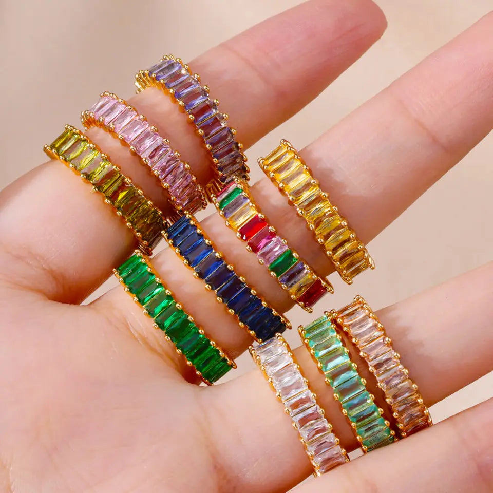 Anillo ajustable con circonia cúbica multicolor y baño de oro 18K unisex