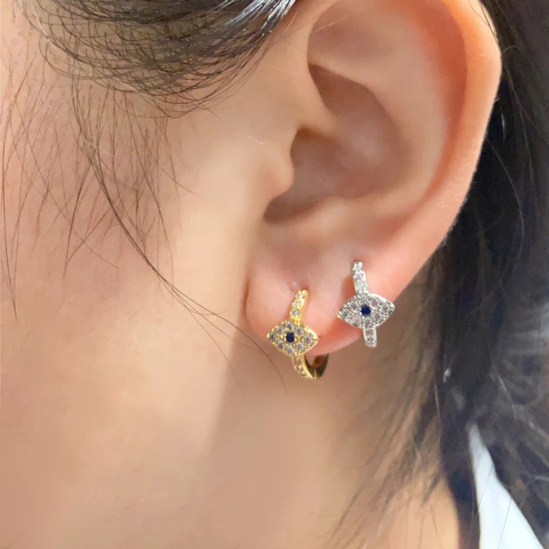 Pendientes de acero inoxidable dorado con forma de ojo malvado para mujer