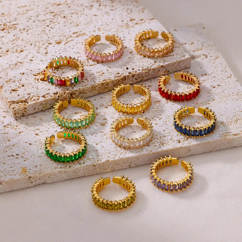 Anillo ajustable con circonia cúbica multicolor y baño de oro 18K unisex