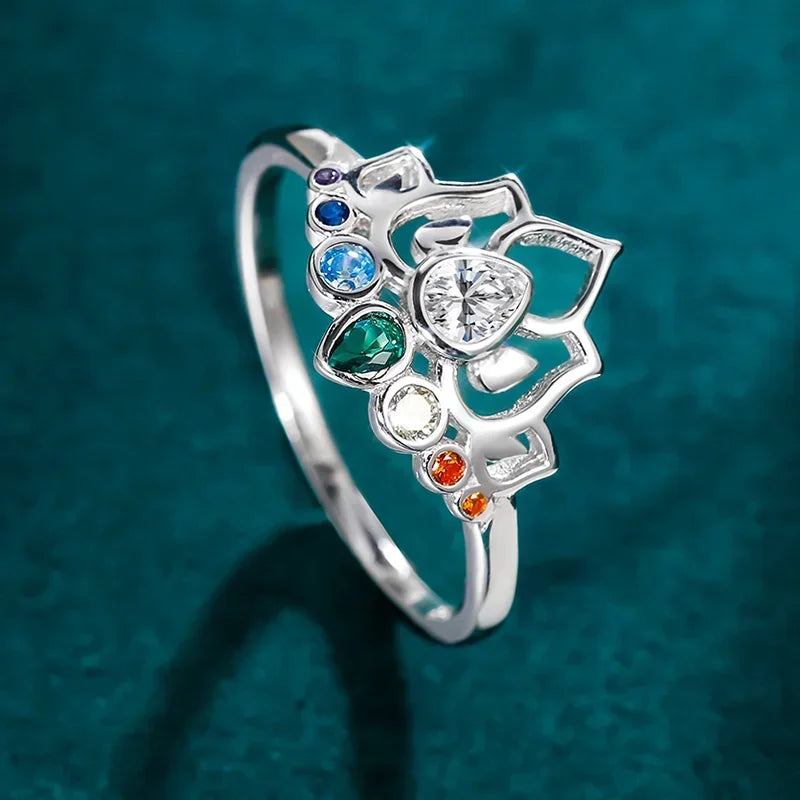 Anillos de yoga con chakras y flor de loto de colores para mujer